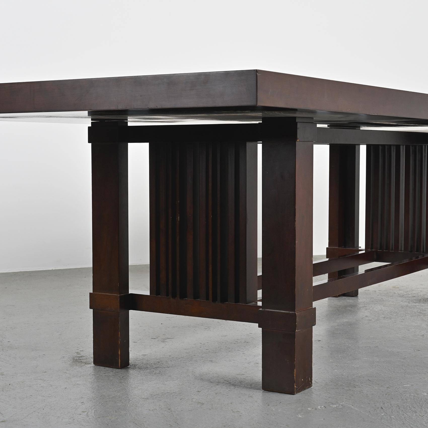 Table Taliesin 2 en cerisier, Frank Lloyd Wright, Cassina 1989