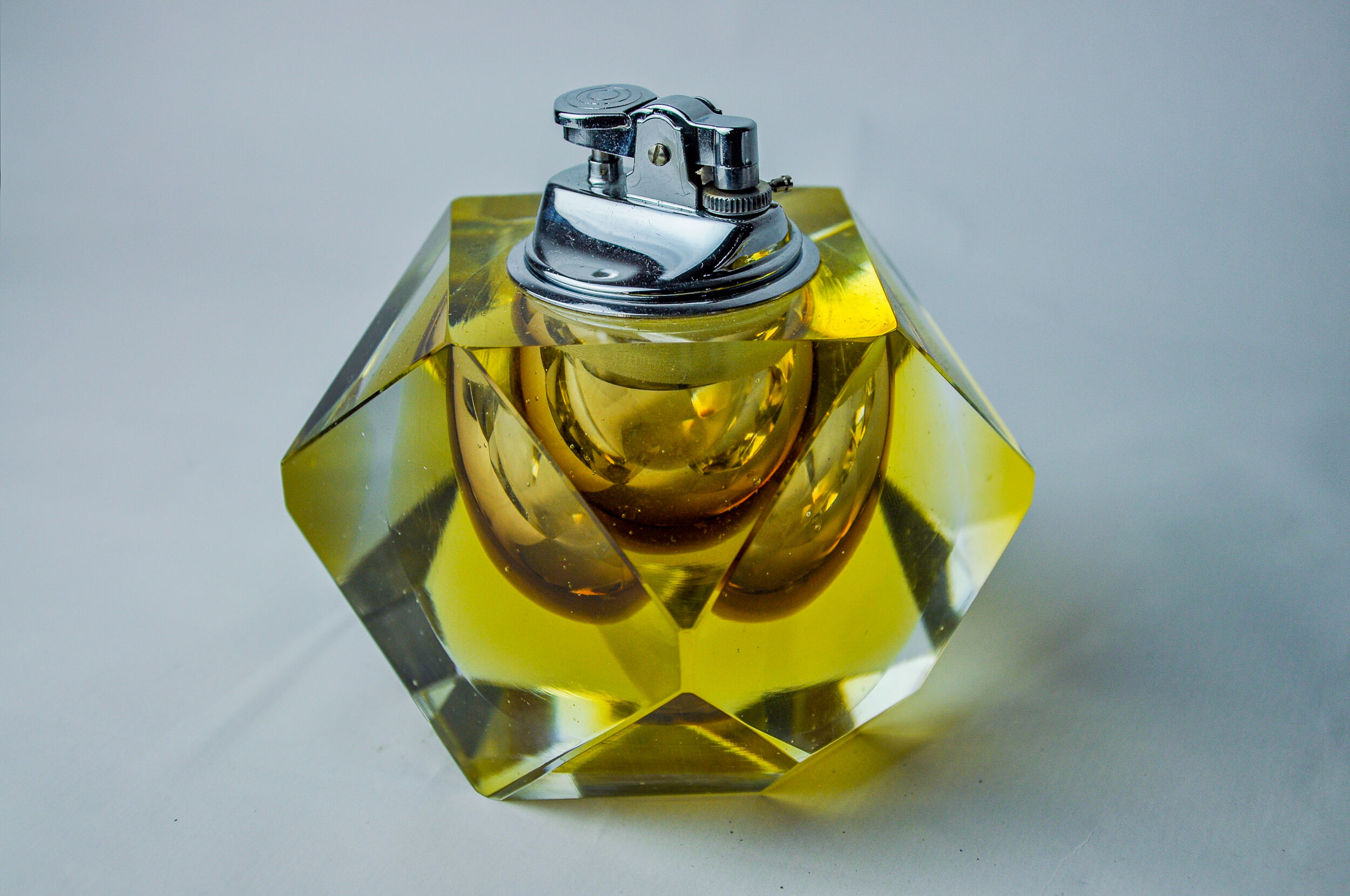 Yellow Sommerso lighter by Seguso, faceted glass from Murano, Italy, 970