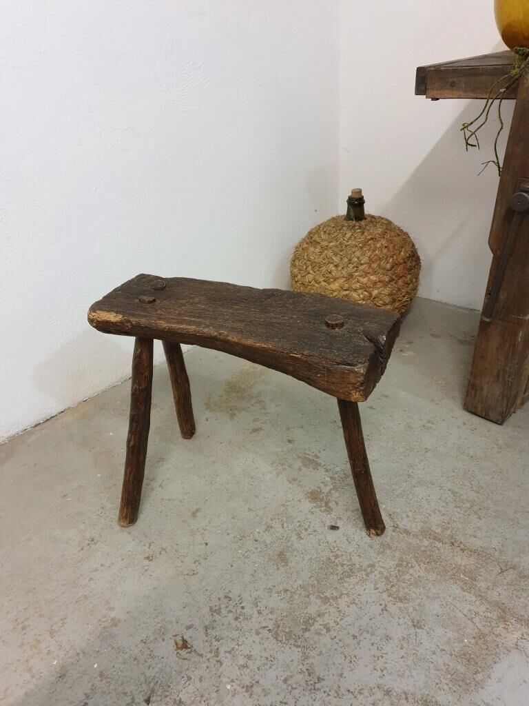 Farm stool