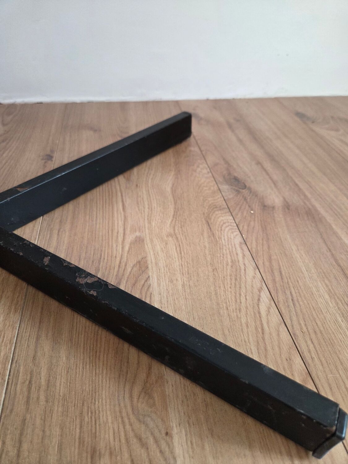 Table basse pivotante Pierre Guariche