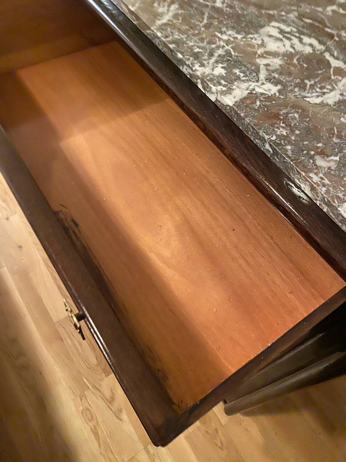 Art Deco bedroom set in walnut burl and marble