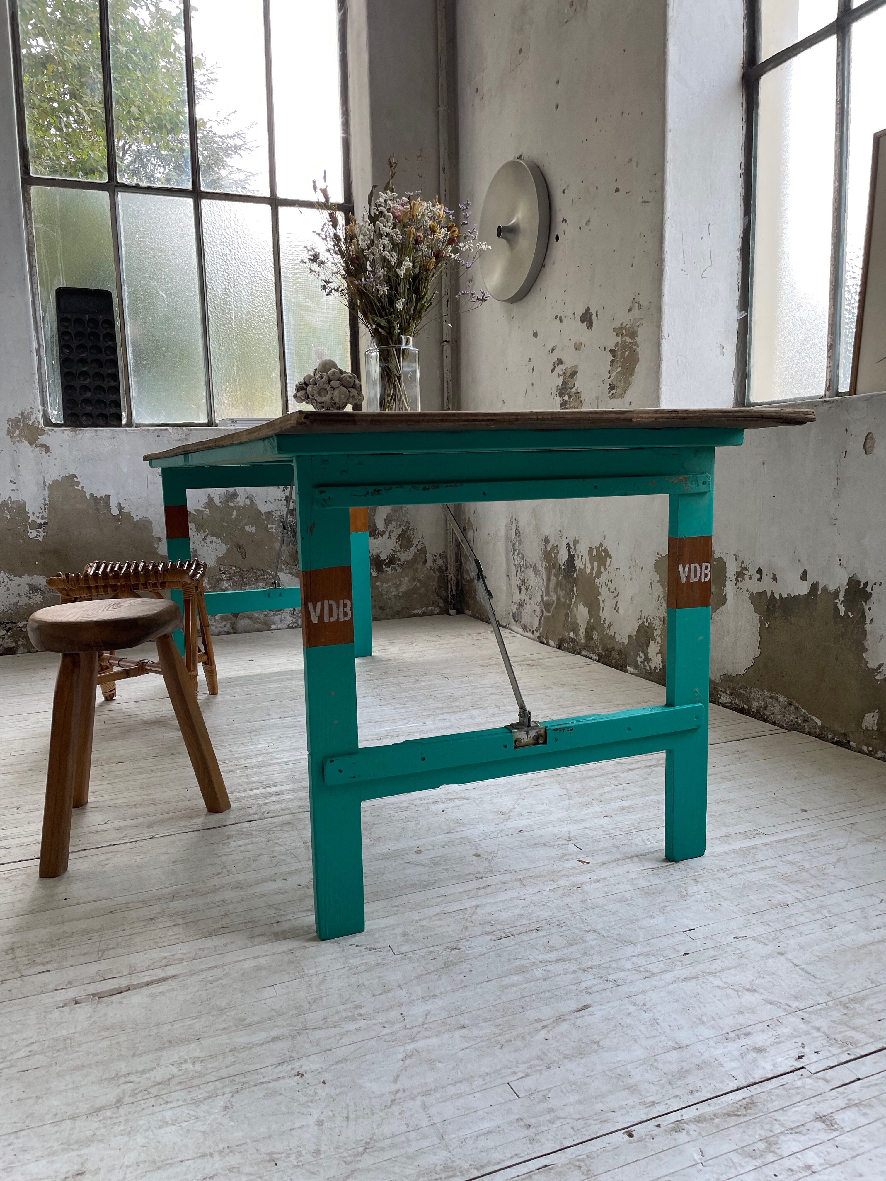 Vintage guinguette table 230 cm green
