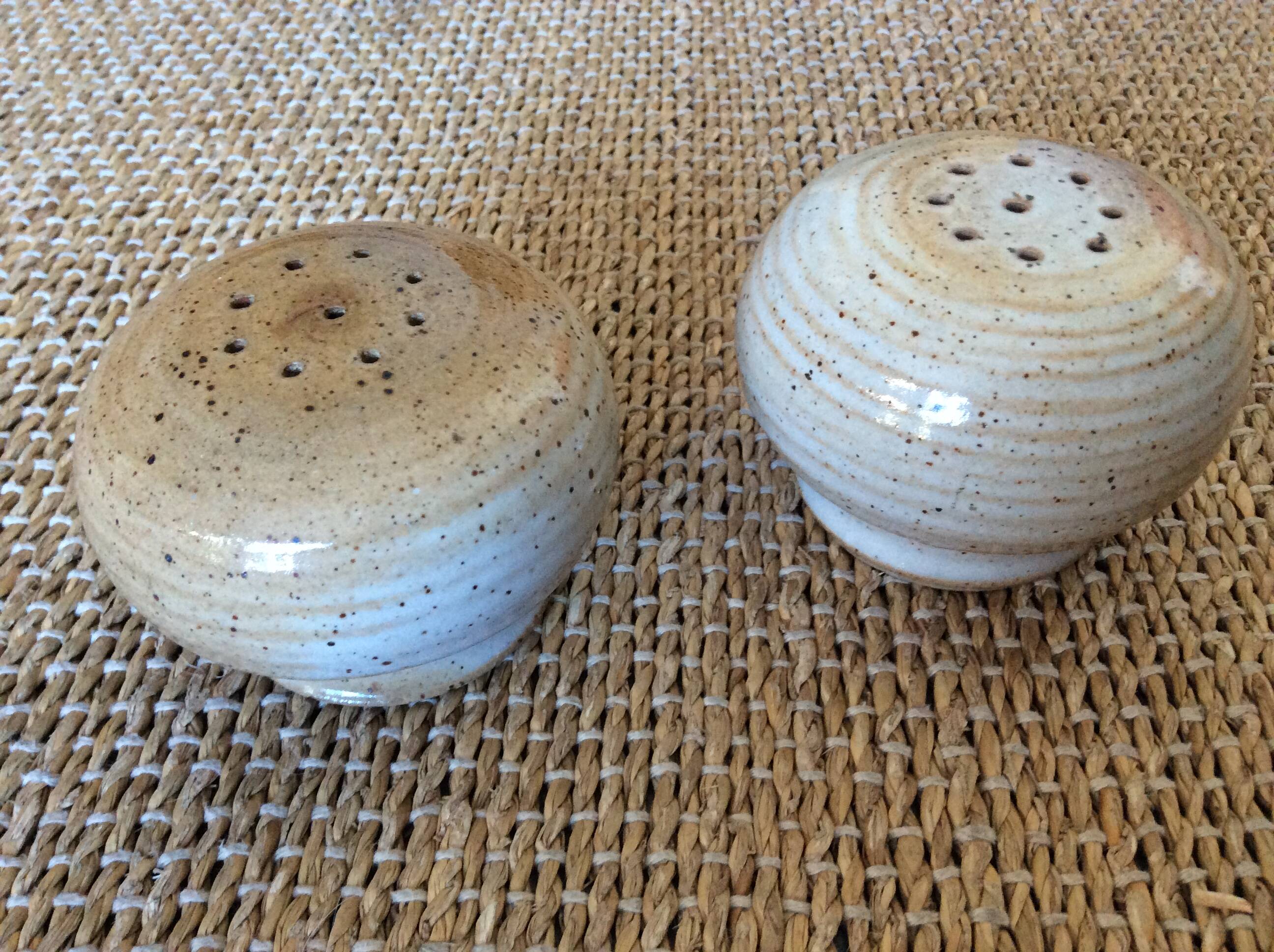 Salière et poivrier  en grès