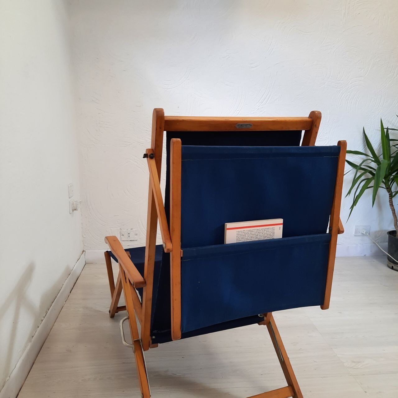 Vintage rehabilitable beach bed, Fratelli Reguitti production