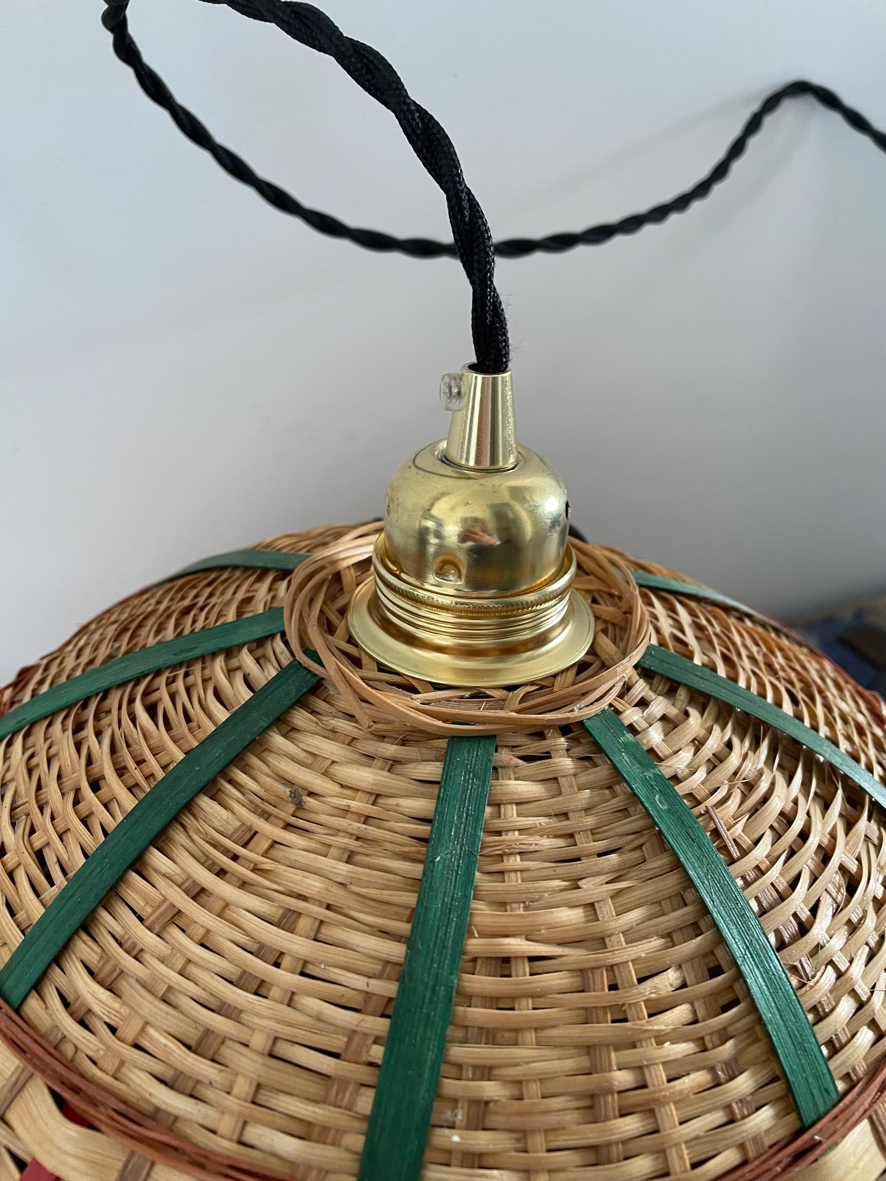 Vintage suspension in electrified braided wicker to nine