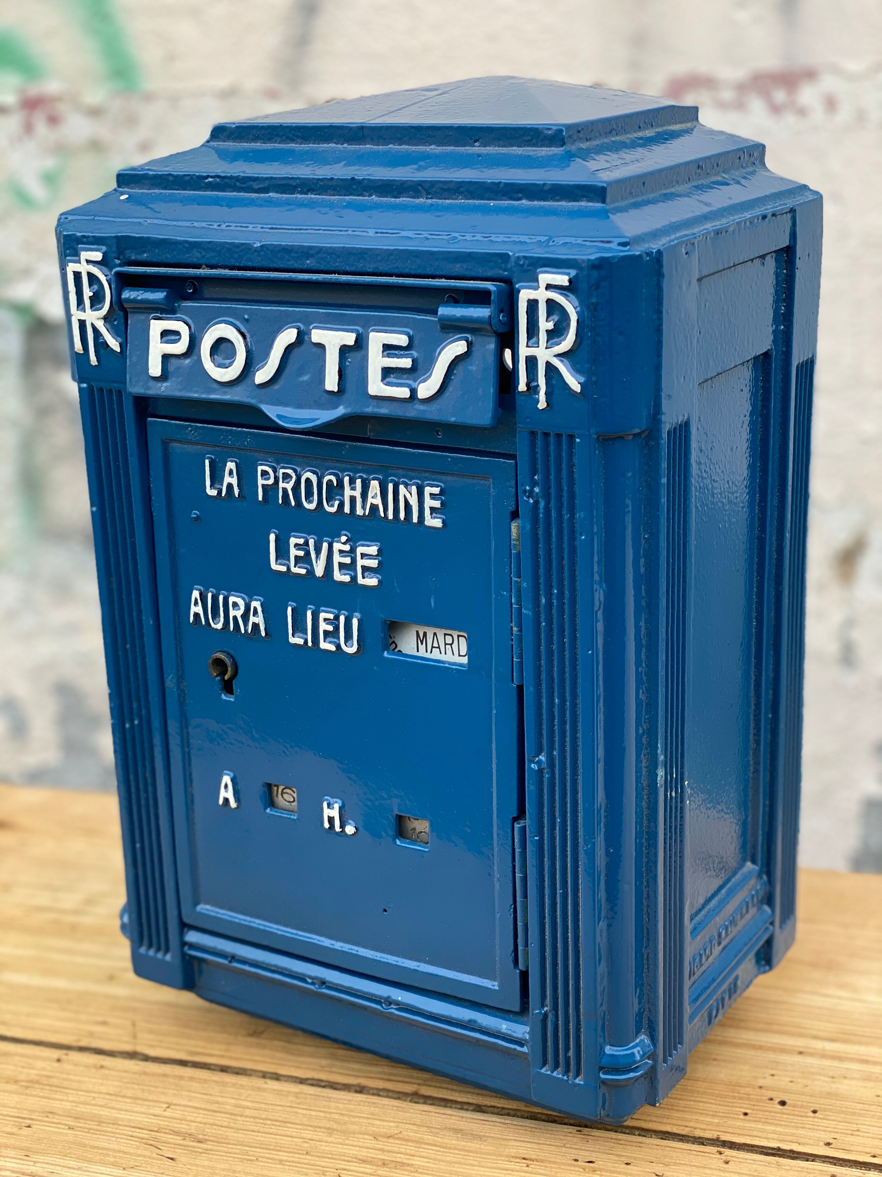 Old mailbox