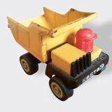 Kosto dump truck