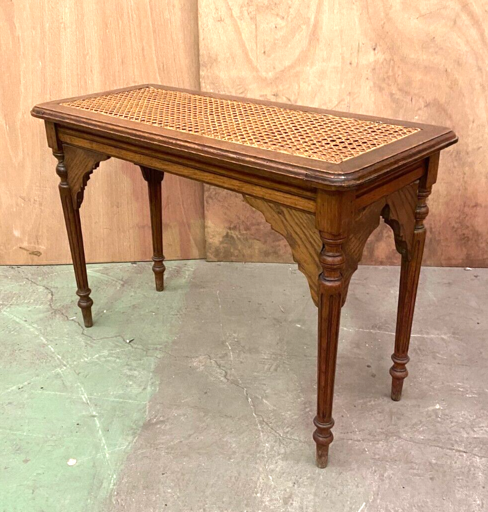 Piano bench in chene XX century