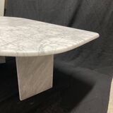 Vintage coffee table in white carrara marble