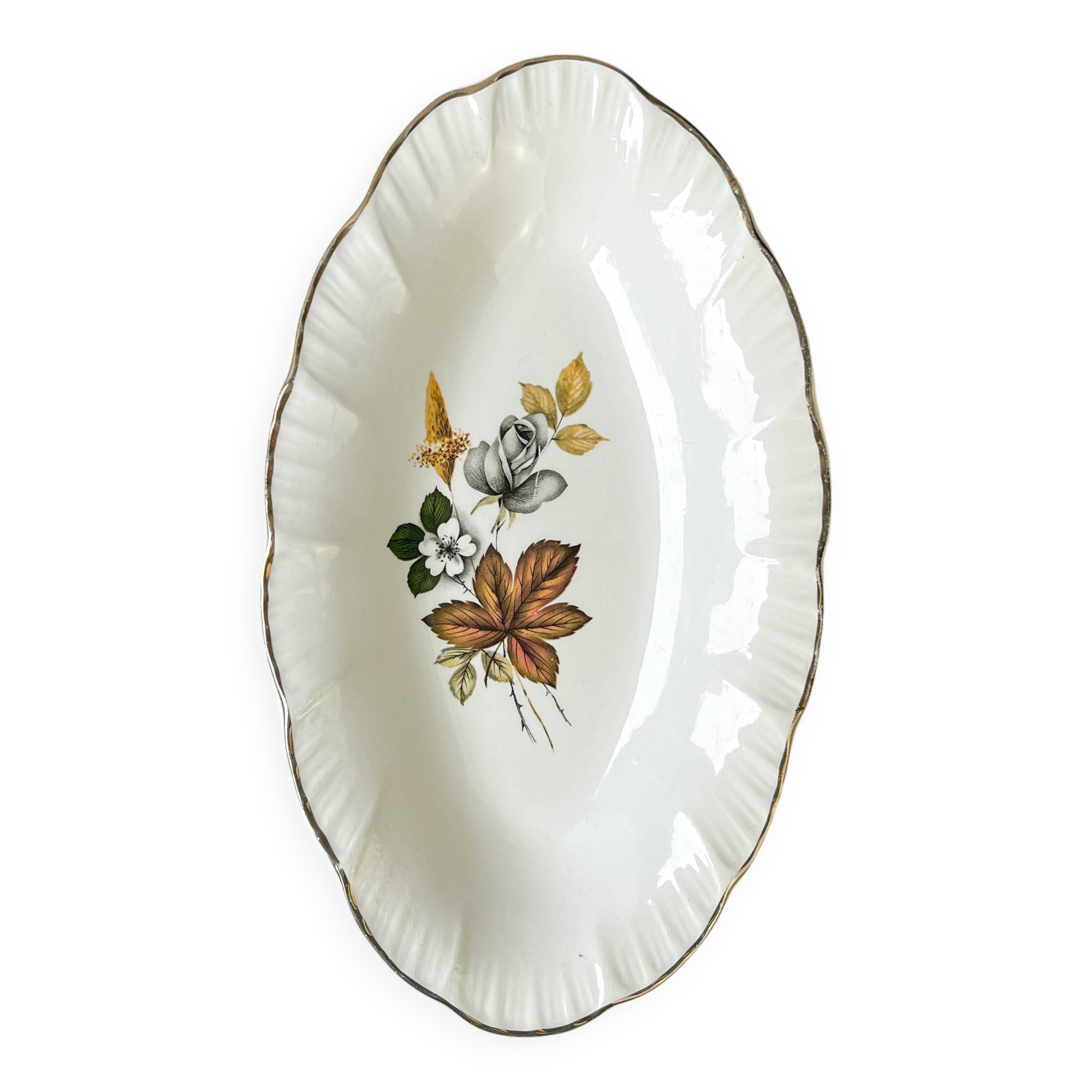 Digoin chamoi porcelain dish with floral pattern