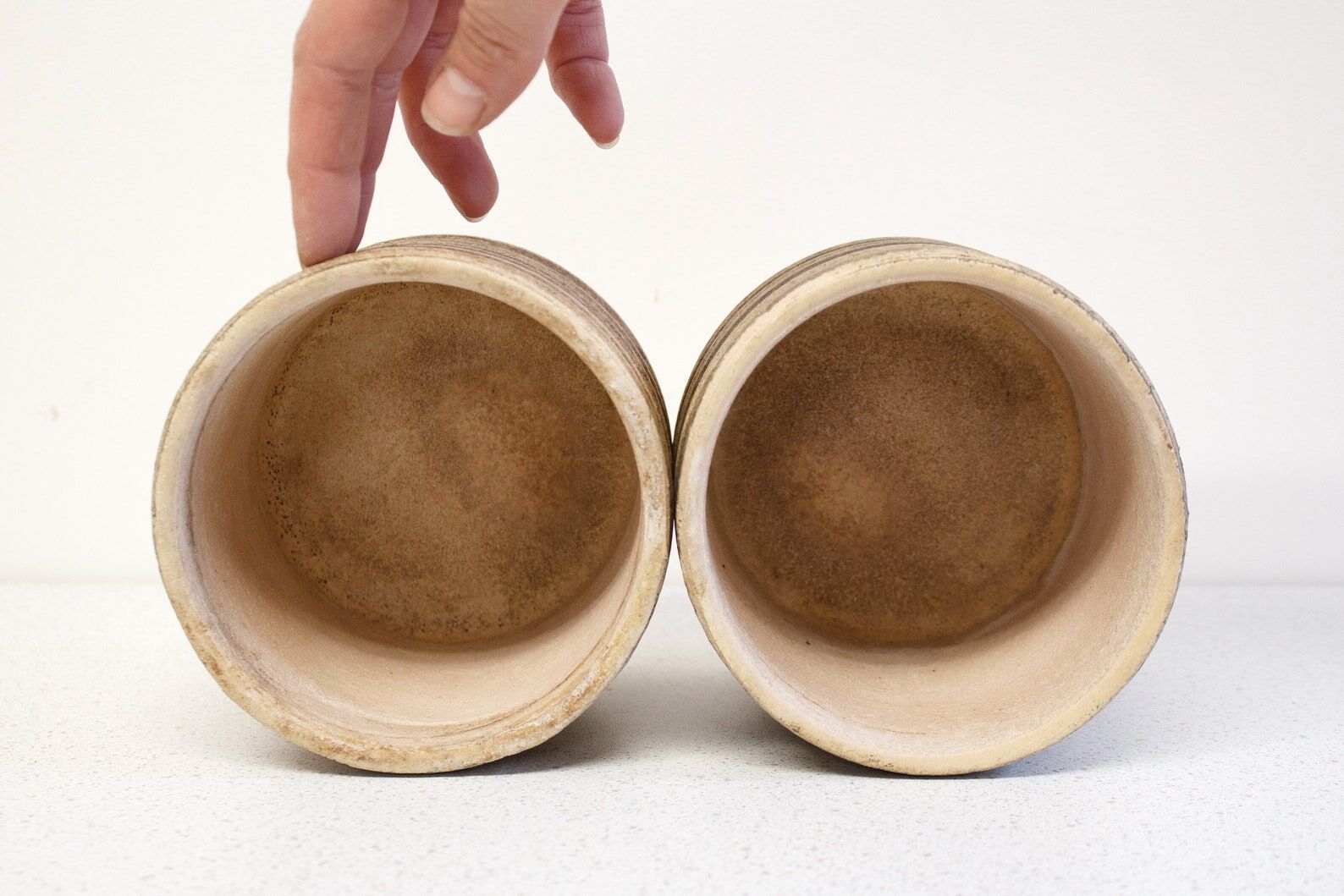 Set of 2 Vintage Dutch ceramic planters / flower pots