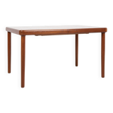 Midcentury Danish extendable dining table in teak 1960s - rounded corners and butterfly extension