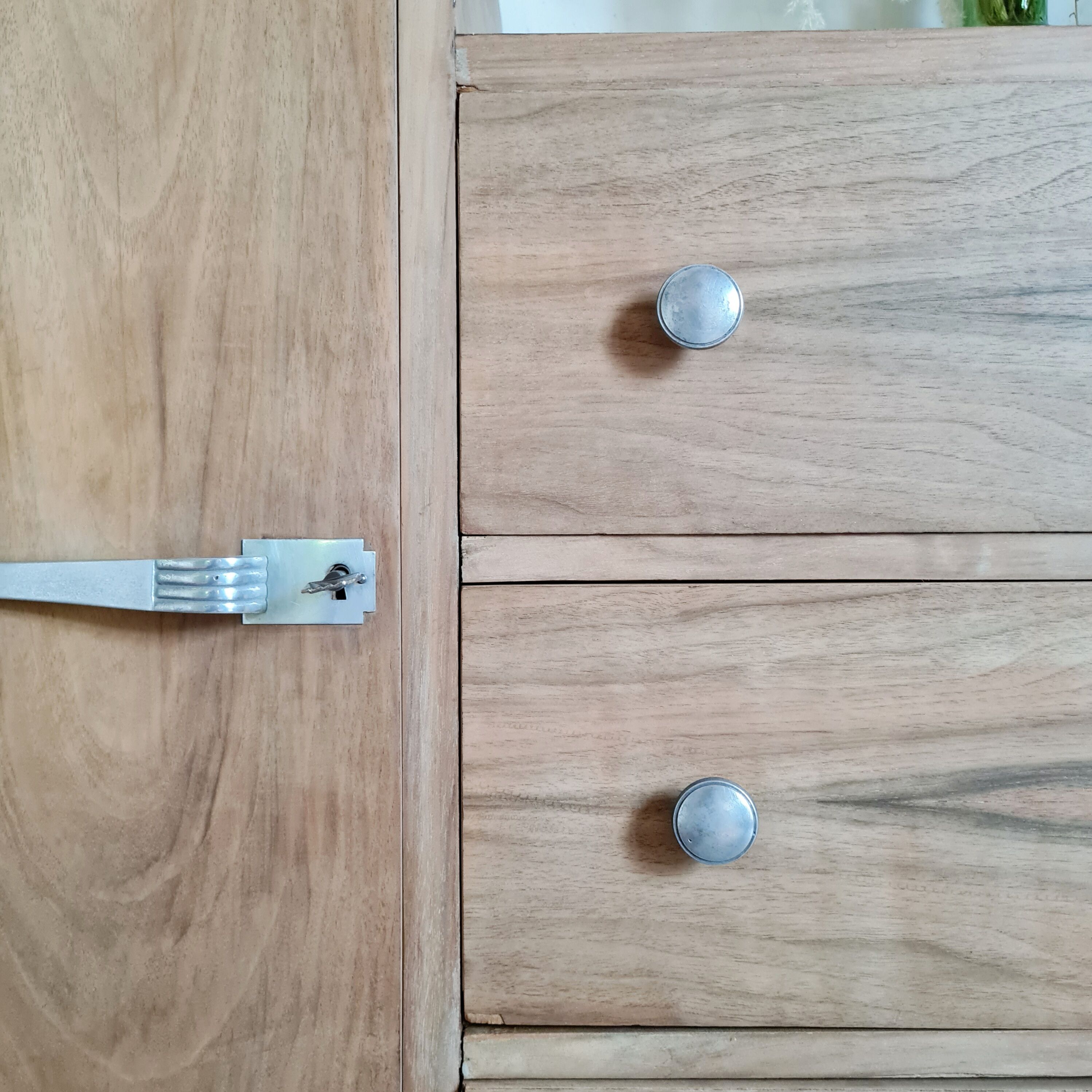 Commode asymétrique art déco