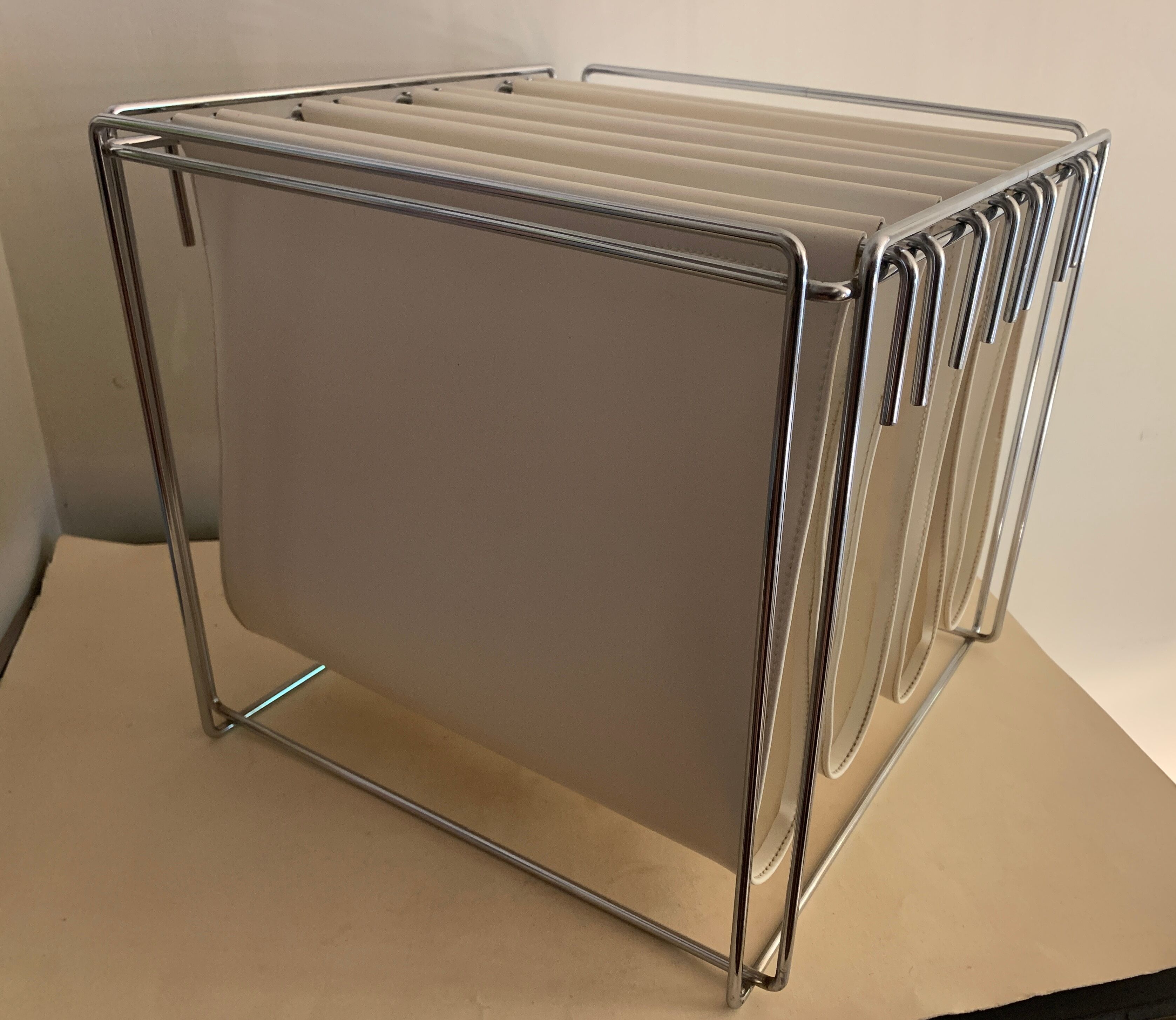 Porte revue design Gerard Rignault, edit by Group S.A., 1970