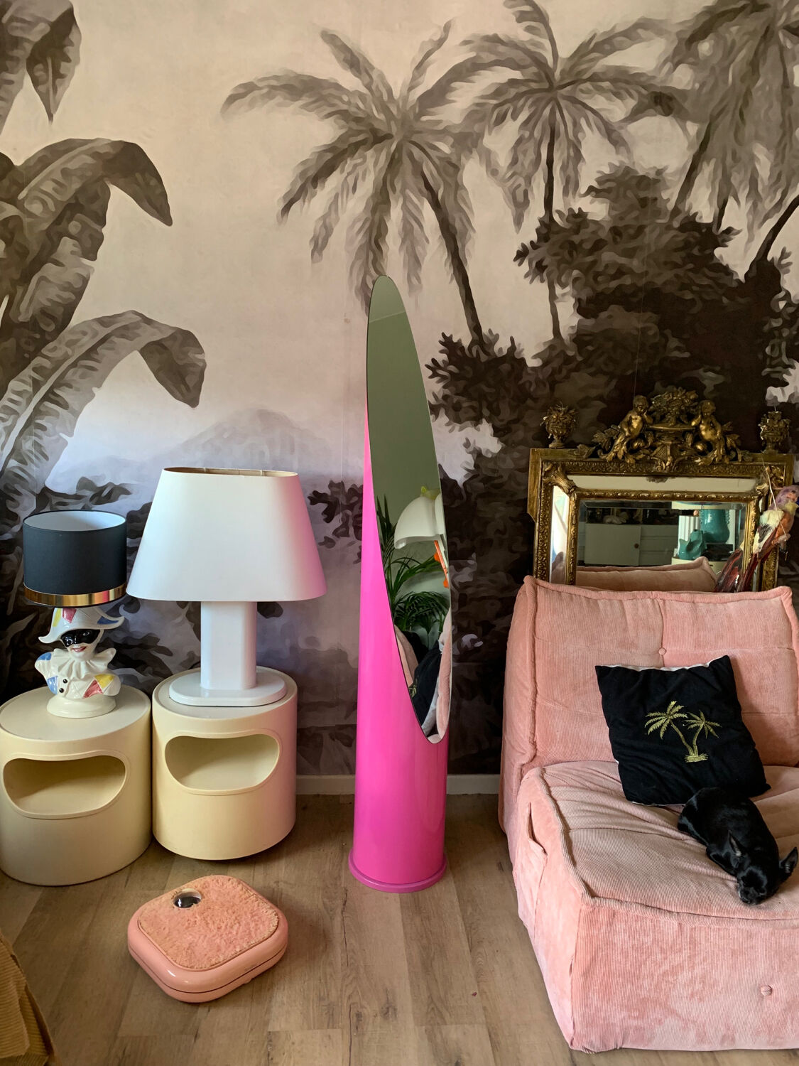 Vintage pink lipstick mirror