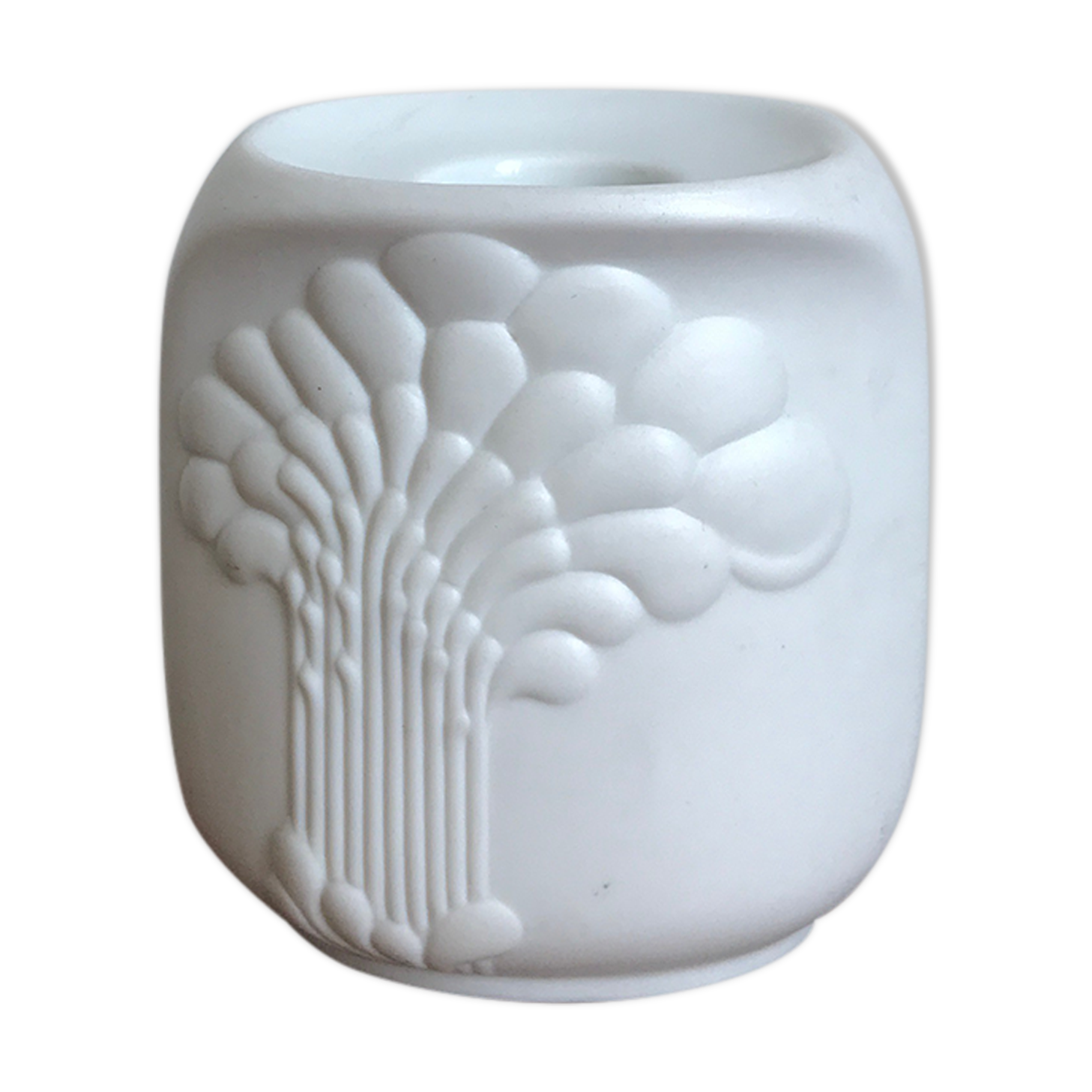 De Keiser biscuit candle holders