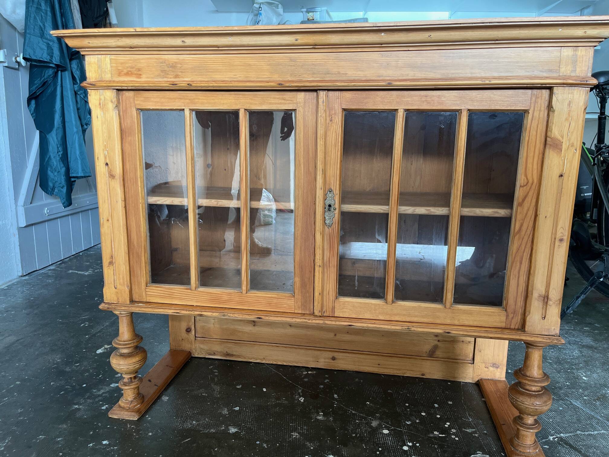 Antique 2-part pine sideboard