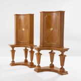 Paire de consoles d’encoignure chêne bronze attr. André Arbus 1940