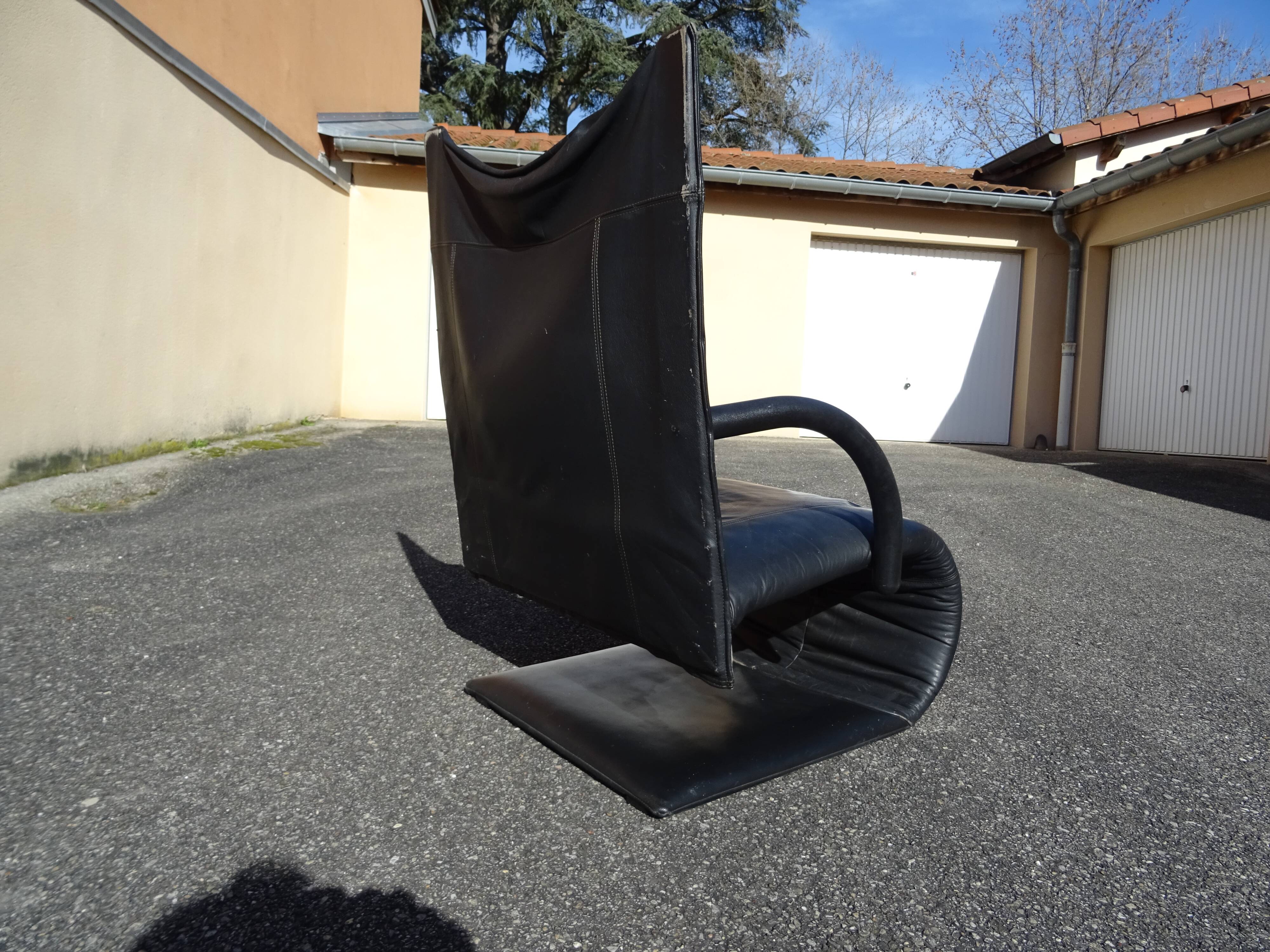 Leather armchair model Zen Claude Brisson Line Roset year 80