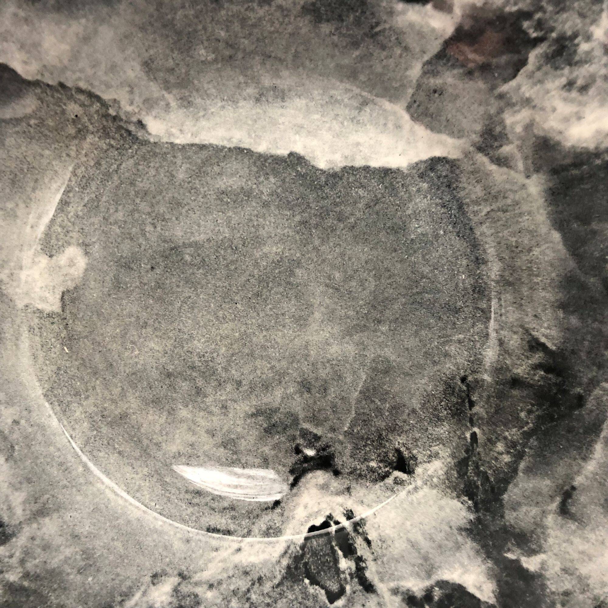 Round plate / salad bowl, Federated Potteries Staffordshire (England).