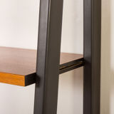 Un meuble mural indépendant en deux parties de style mi-siècle par Brantorps, Suède, années 1960.