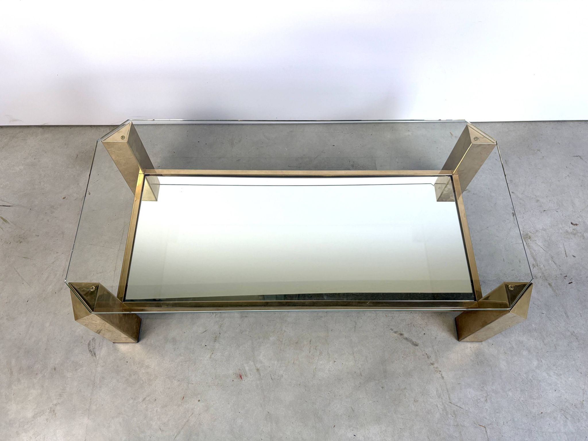 Table basse vintage en plaqué or 23 carats par Belgochrom, années 1970