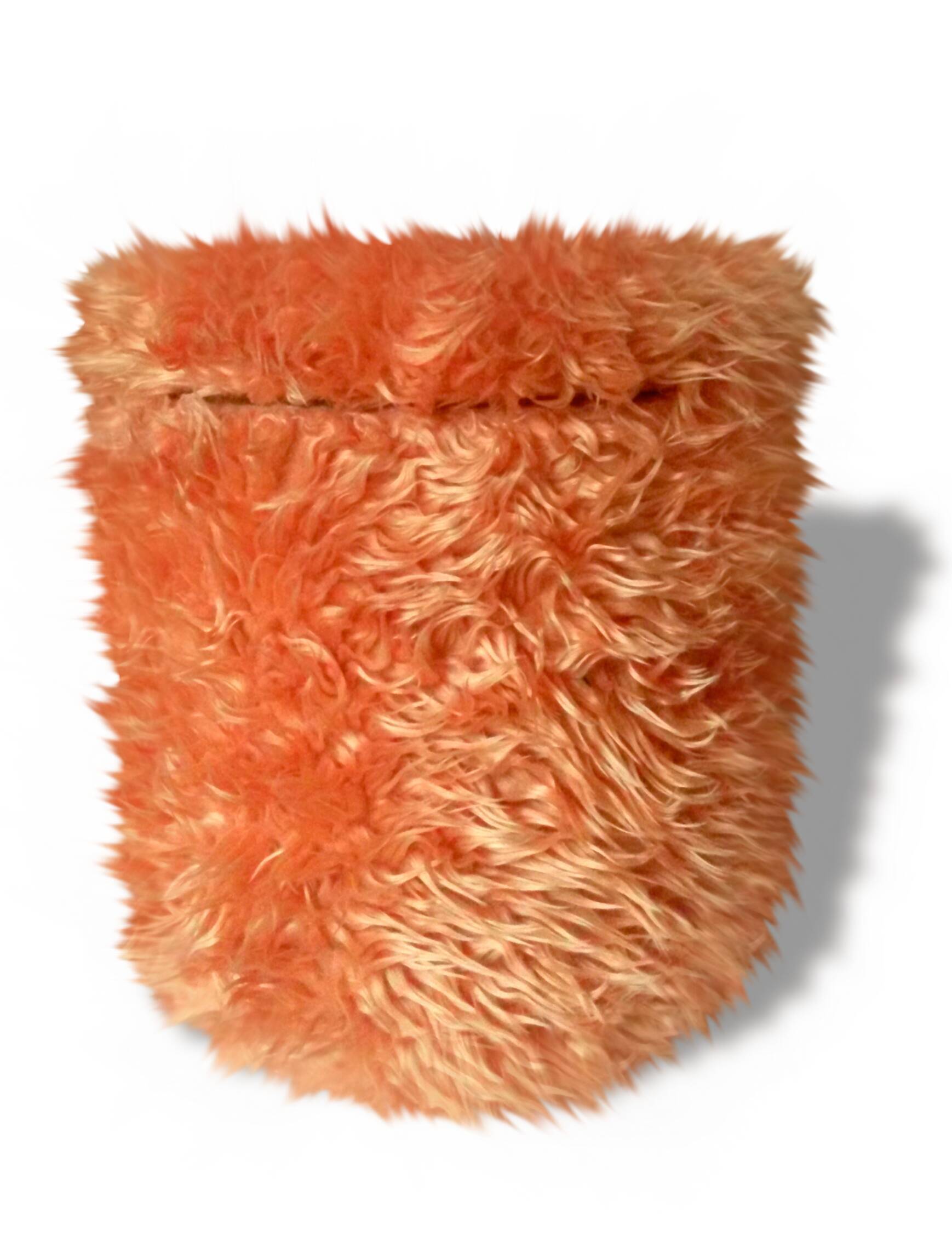 Pouf coffre moumoute fausse fourrure orange , Pelfran ...
