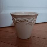 Beige pot