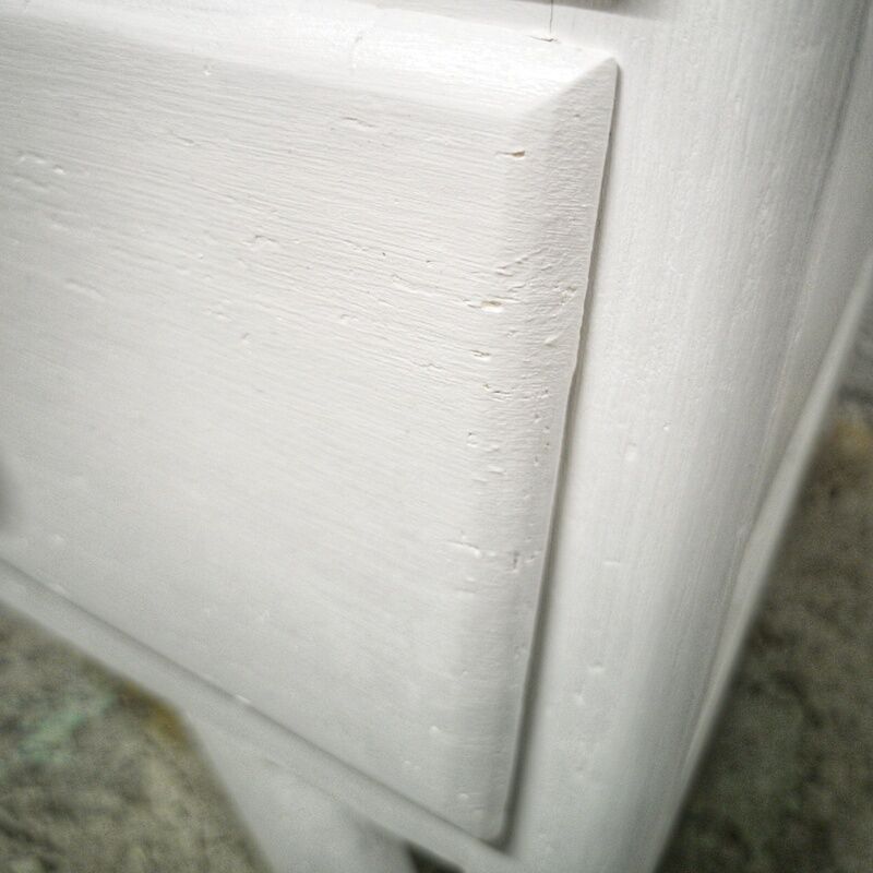 Vintage 3 drawer chest of drawers