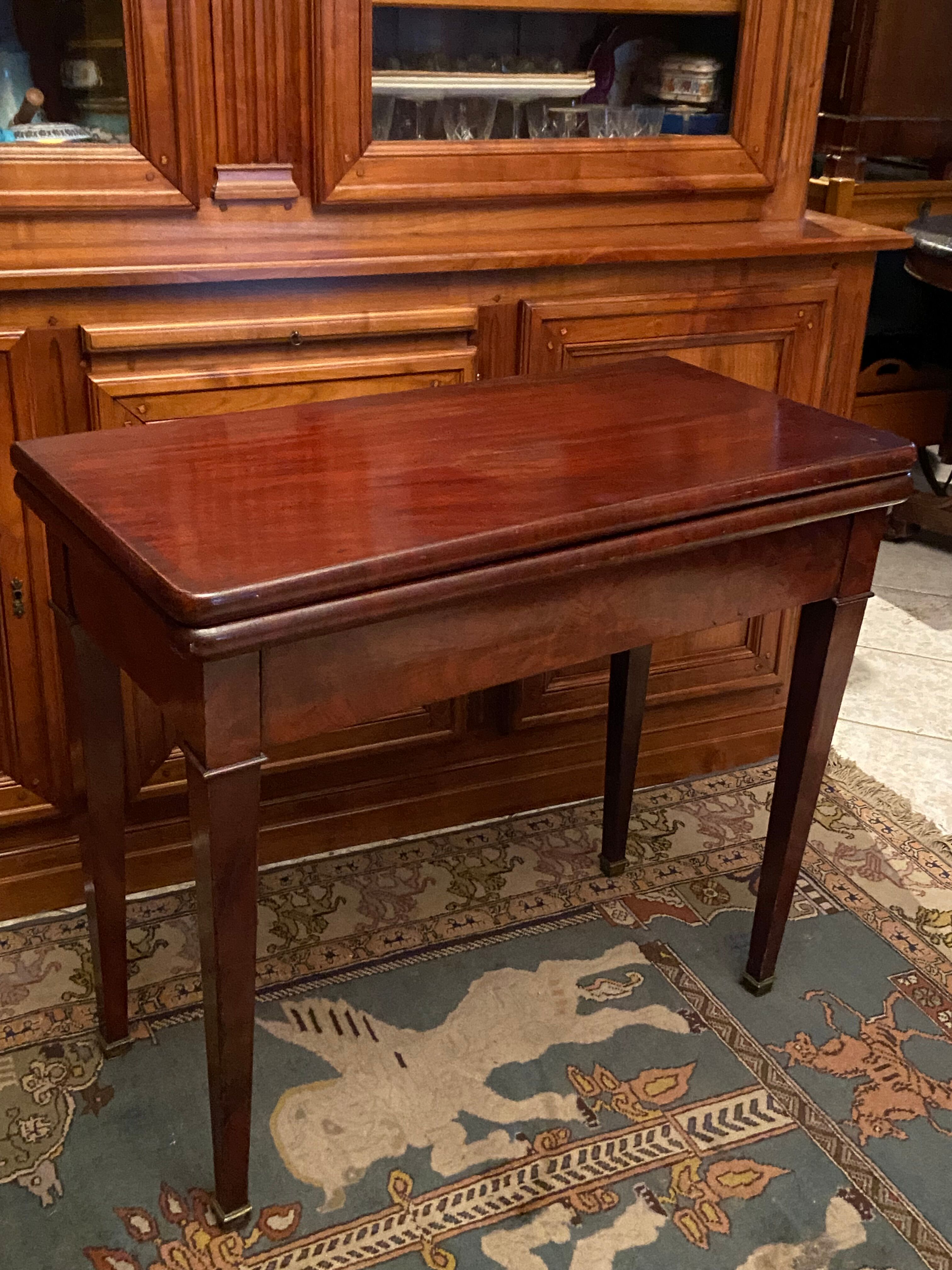 Mahogany game table console from the Napoleon III period