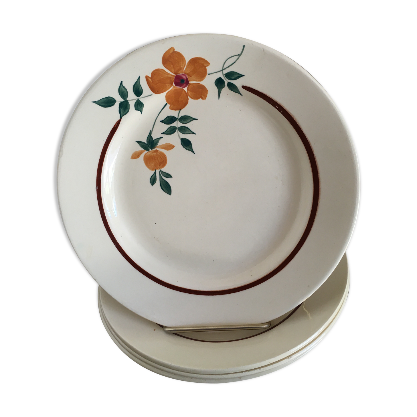 4 flat plates on earthenware st Amand model Amelie