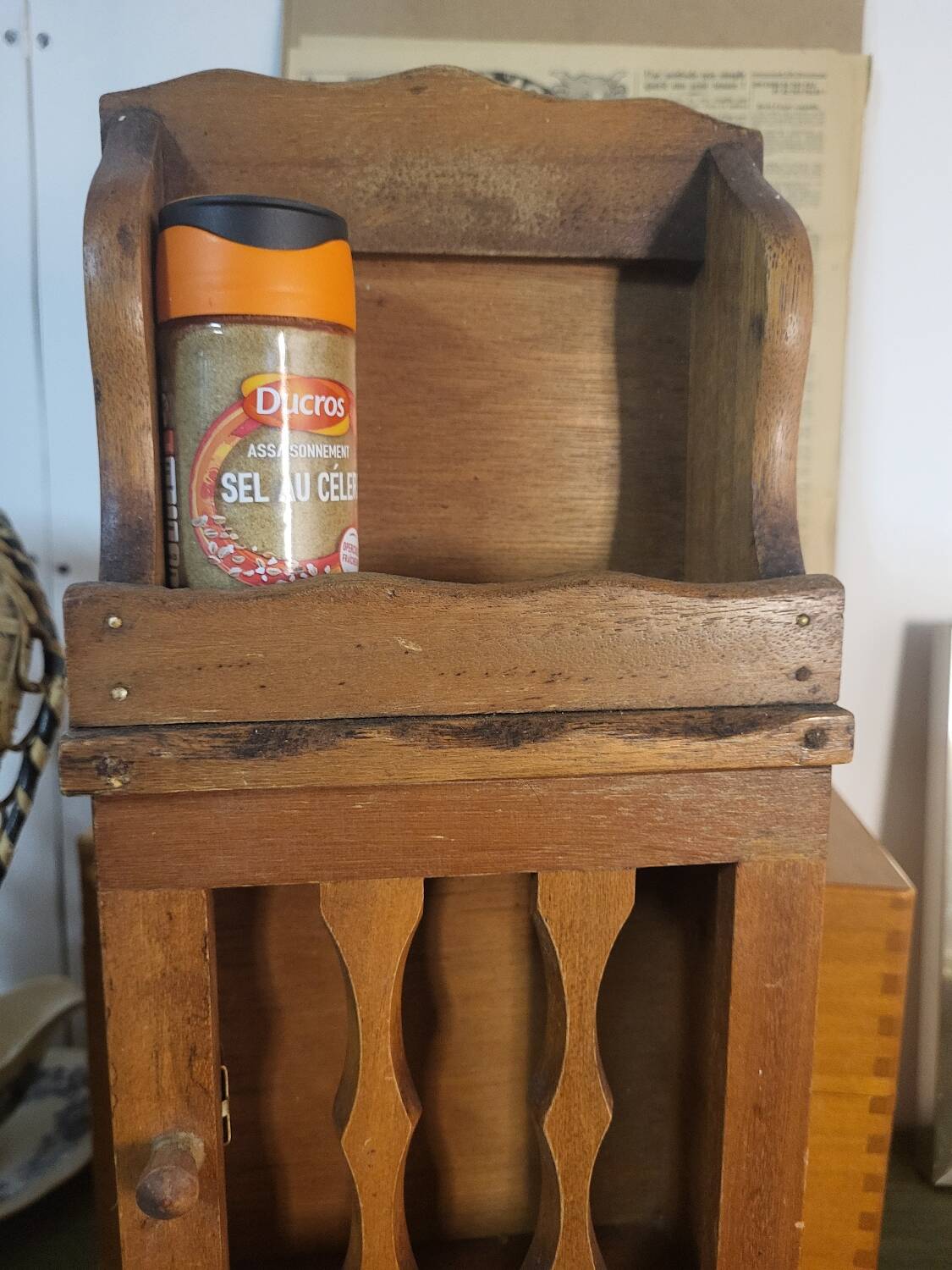 Spice rack