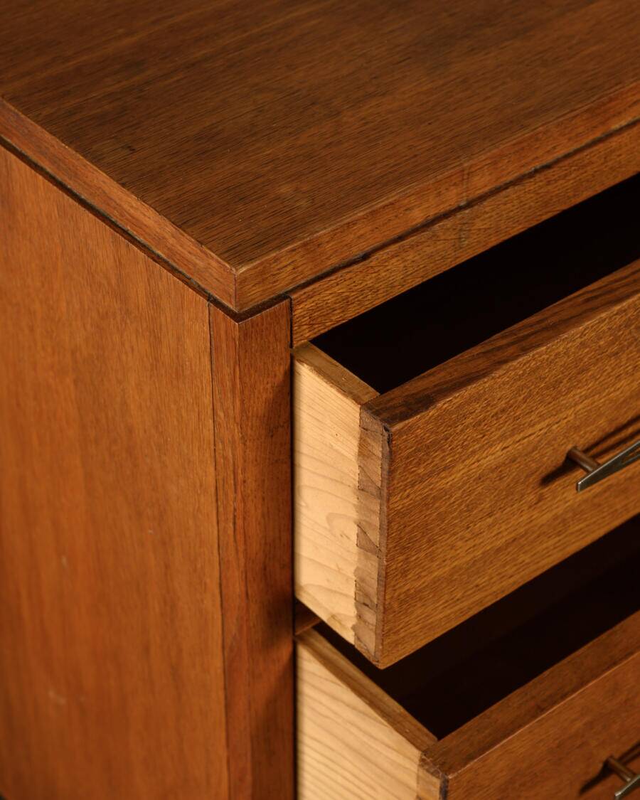 Commode pieds compas