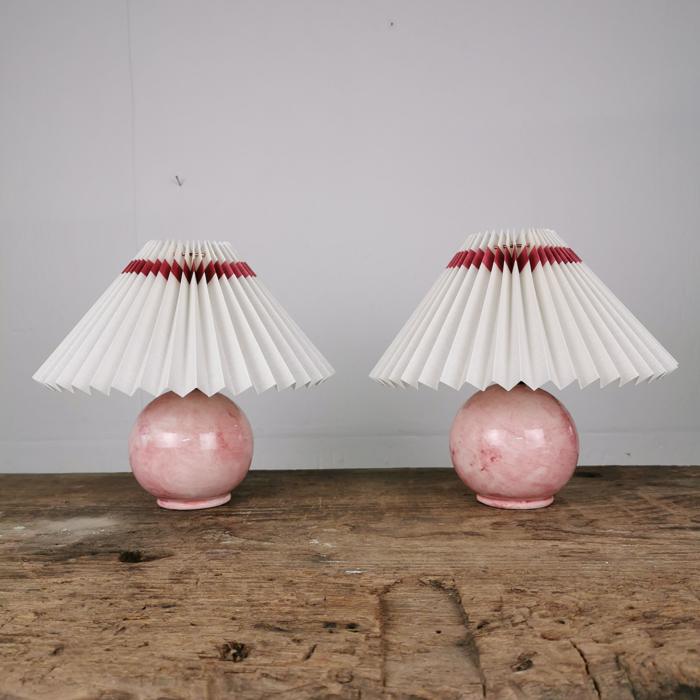 Pair of lamps and pleated lampshades