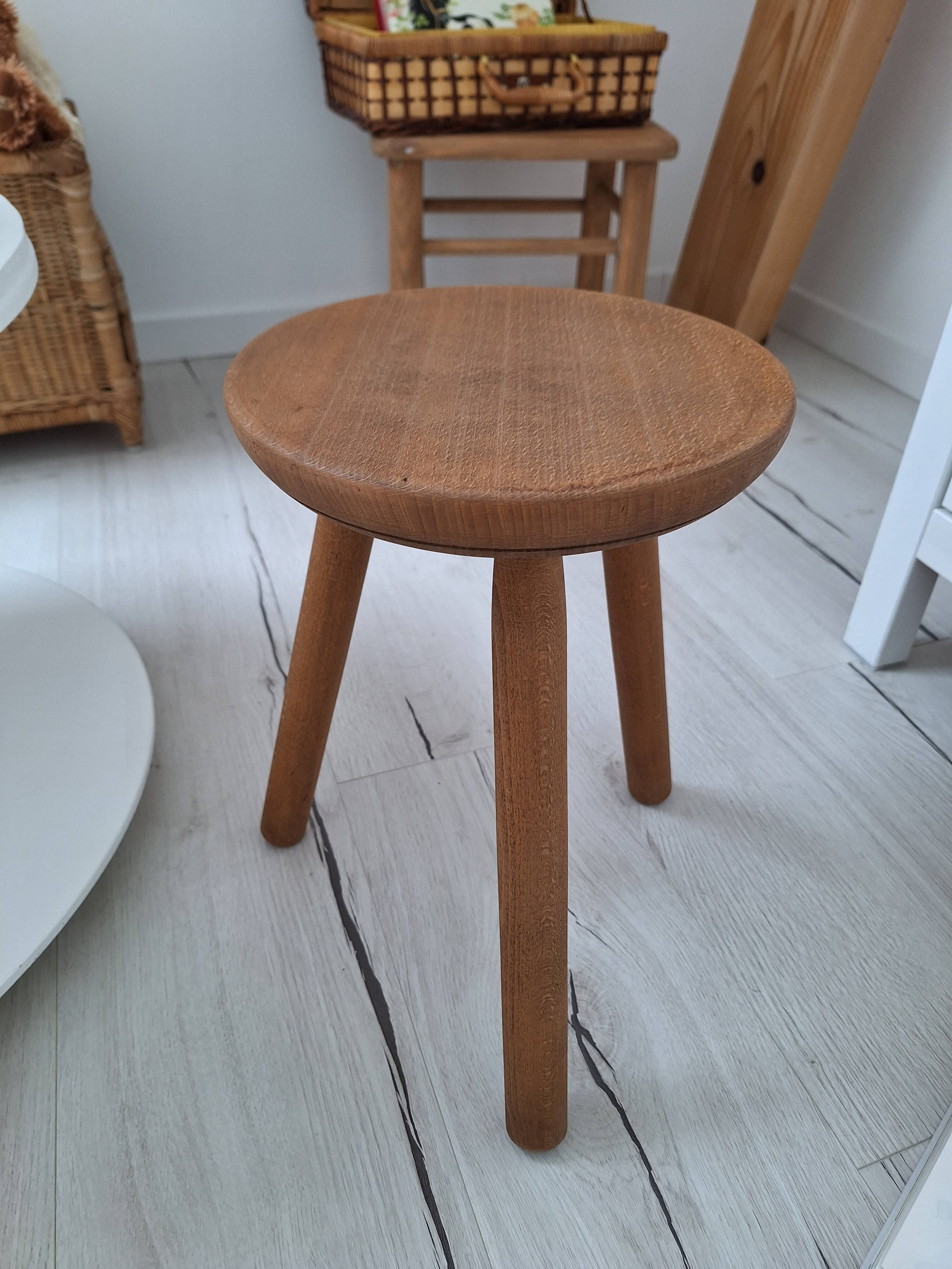 Vintage tripod stool