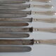 12 couteaux de table ancien metal argente monogramme
