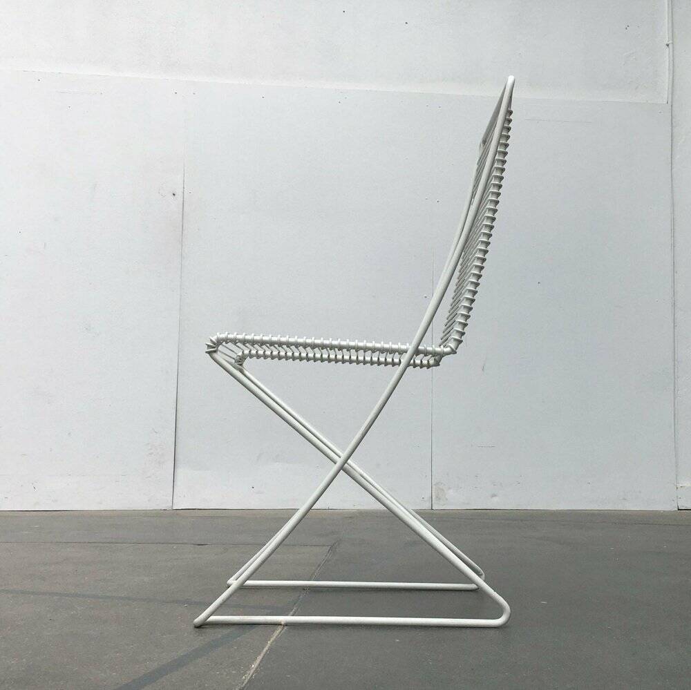 White postmodern Kreuzschwinger chairs by Till Behrens for Schlubach, 1980s, set of 3.
