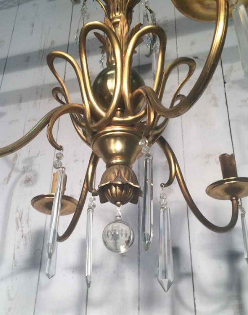 Bronze and crystal chandelier in the style of the Baguès house