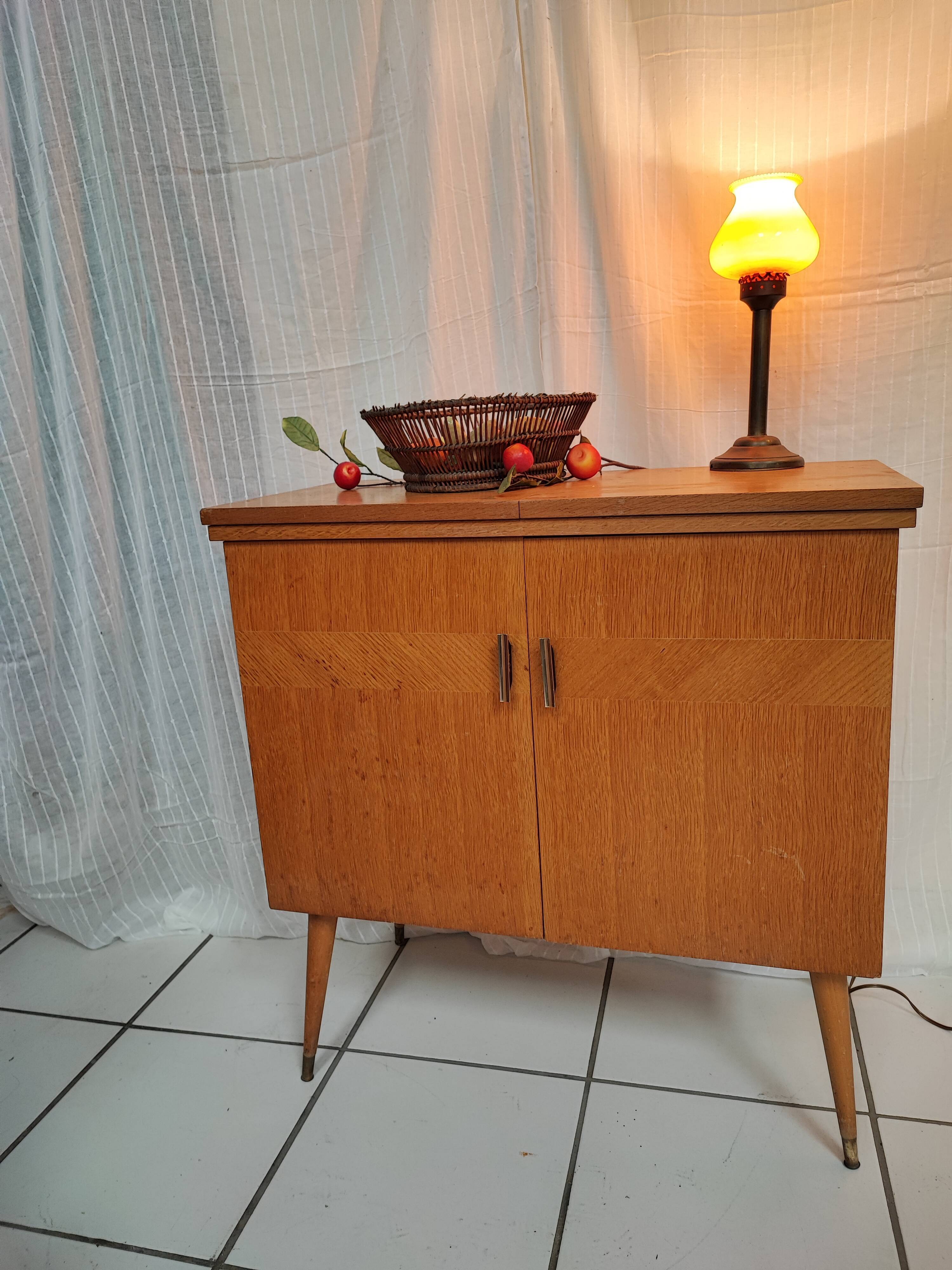 Chest of drawers furniture