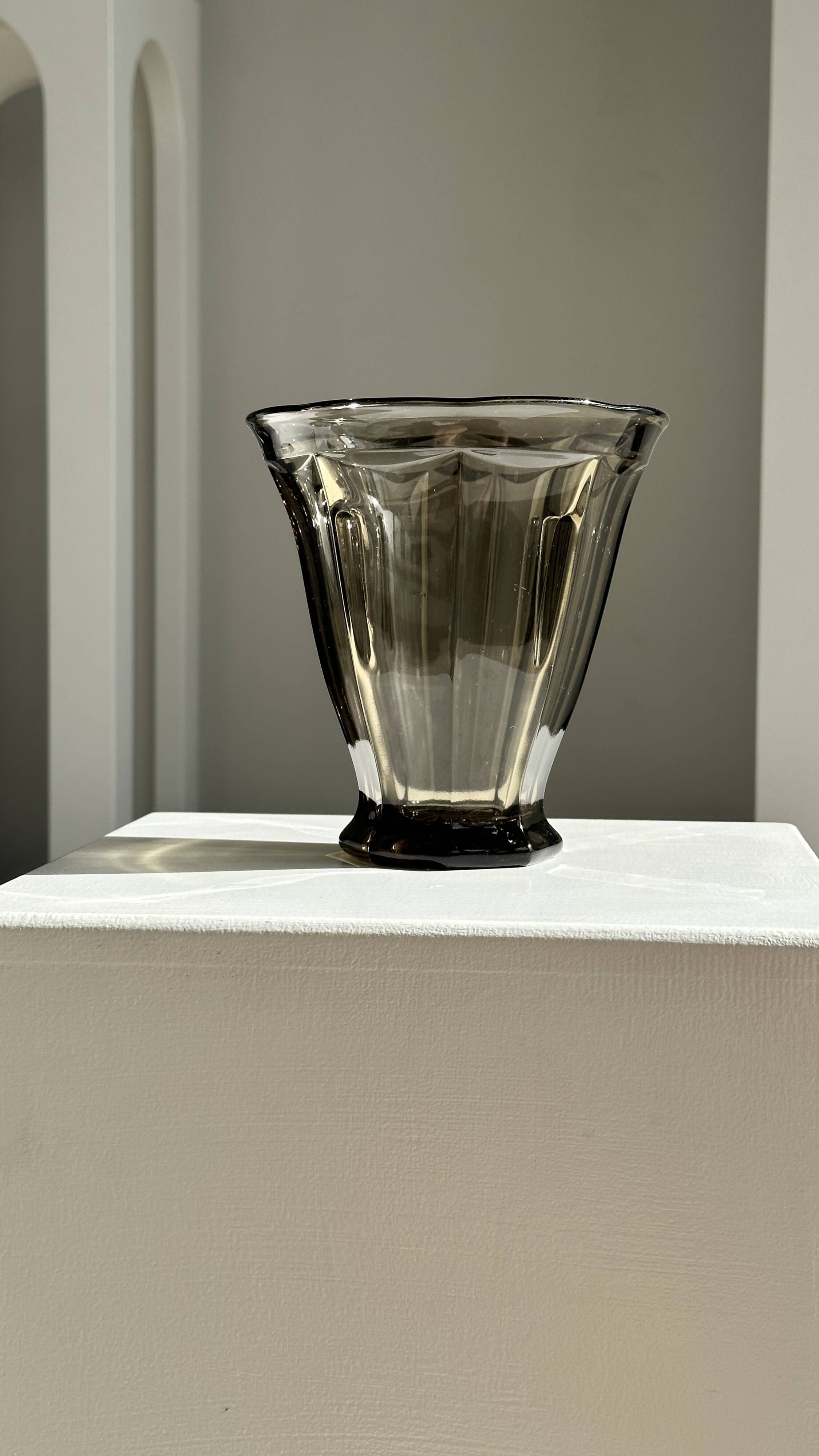 Smoked molded glass vase H:17cm