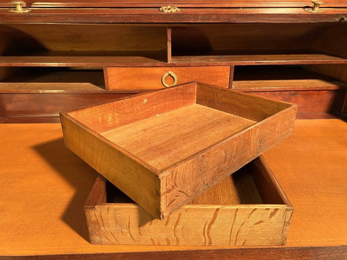 Exquisite Louis XVI period mahogany cylinder desk
