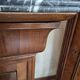 Commode Louis-Philippe en noyer loupe et marbre noir - XIXe siècle