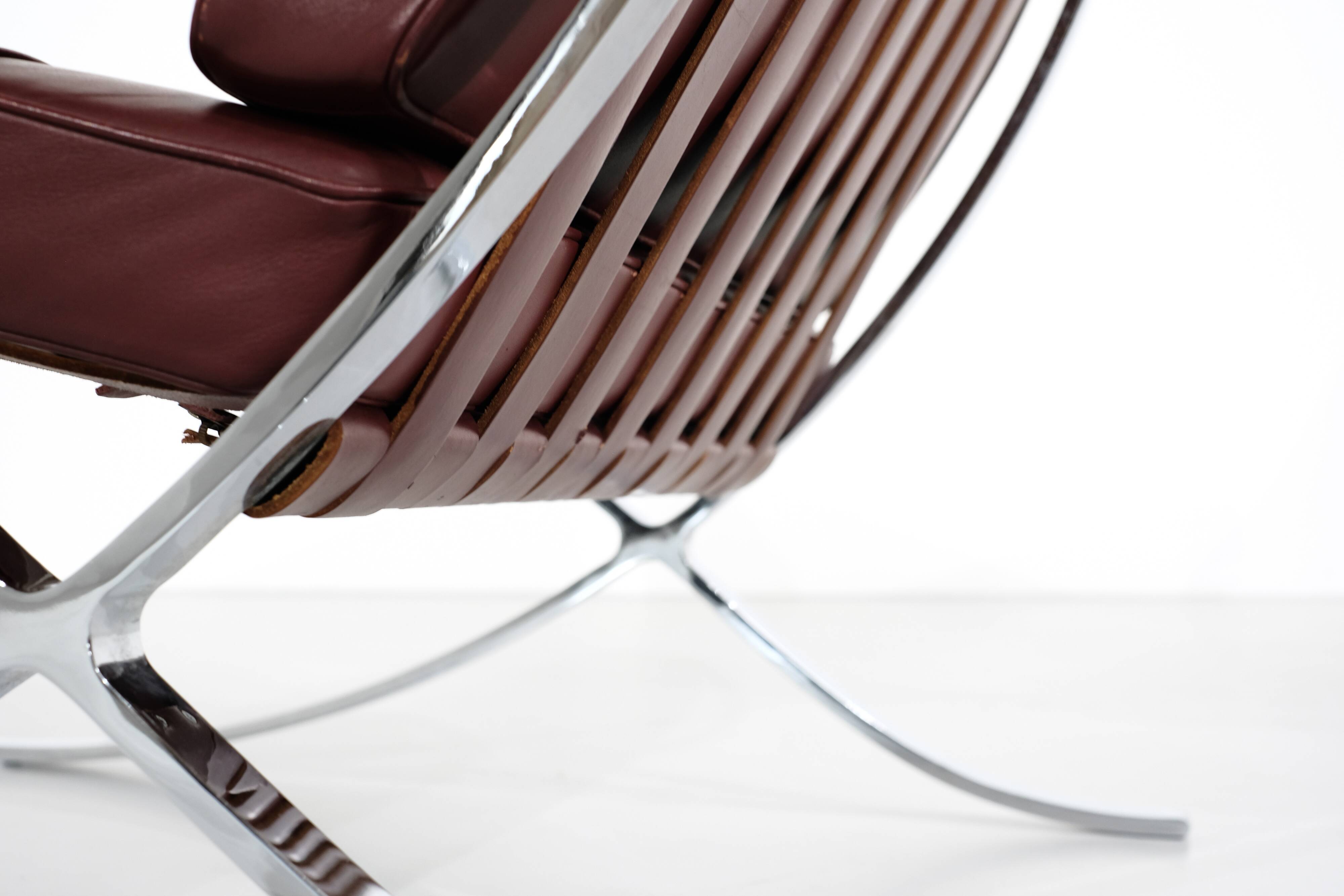 Paire de fauteuils Barcelona Ludwig Mies van der Rohe  Knoll.
