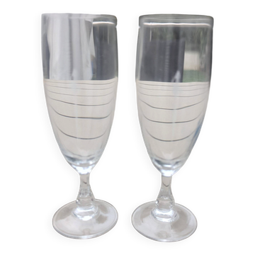 Set of 2 champagne flutes / engraved tasting glasses