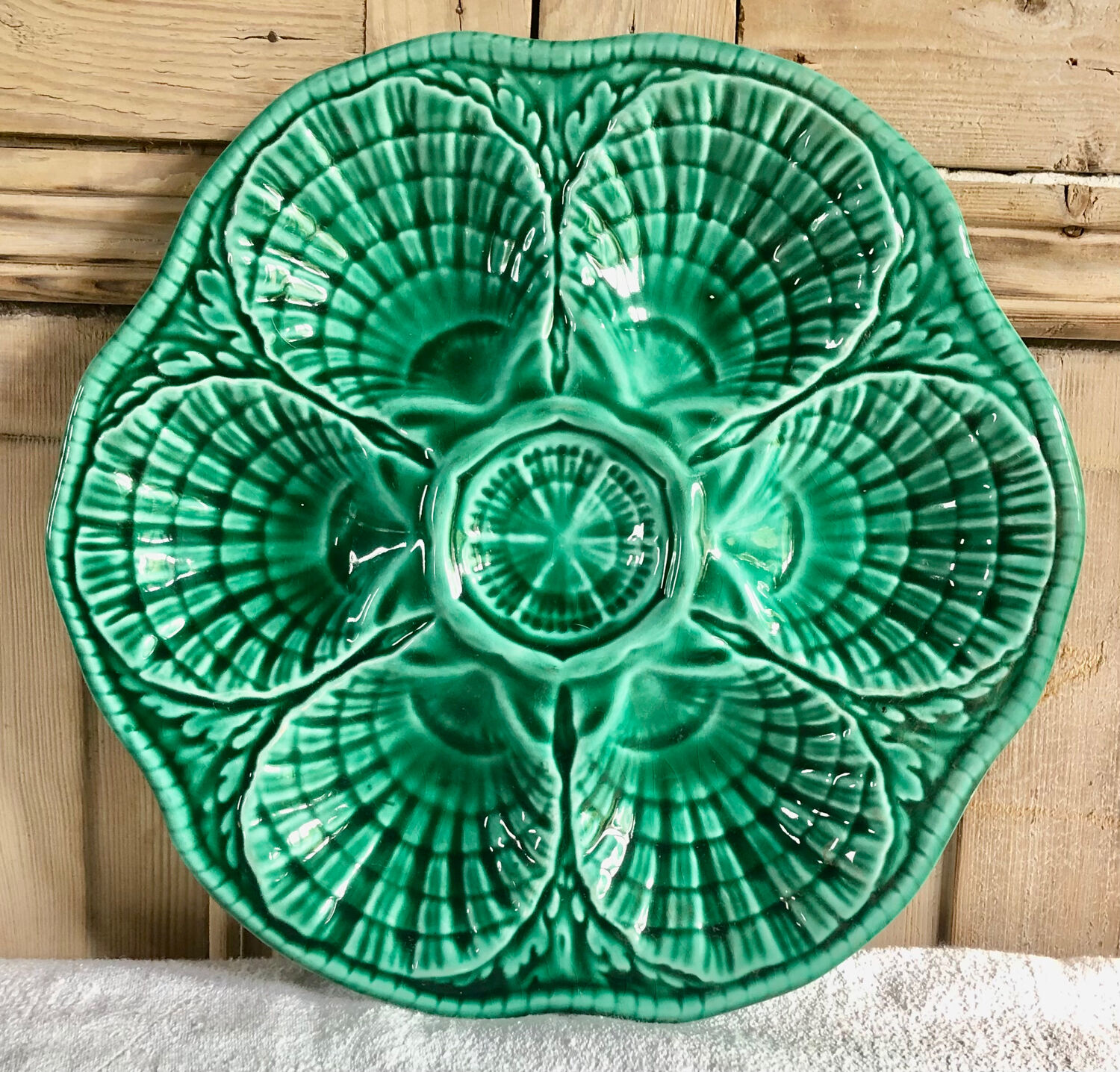 6 Sarreguemines slurry oyster plates