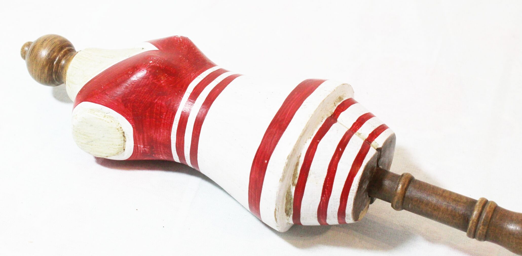 Small wooden mannequin