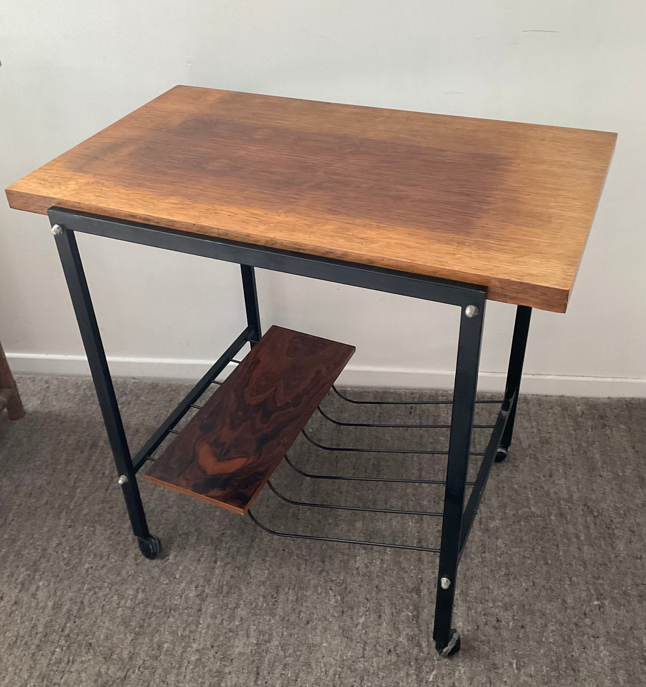 Table side on wheels from the 60s