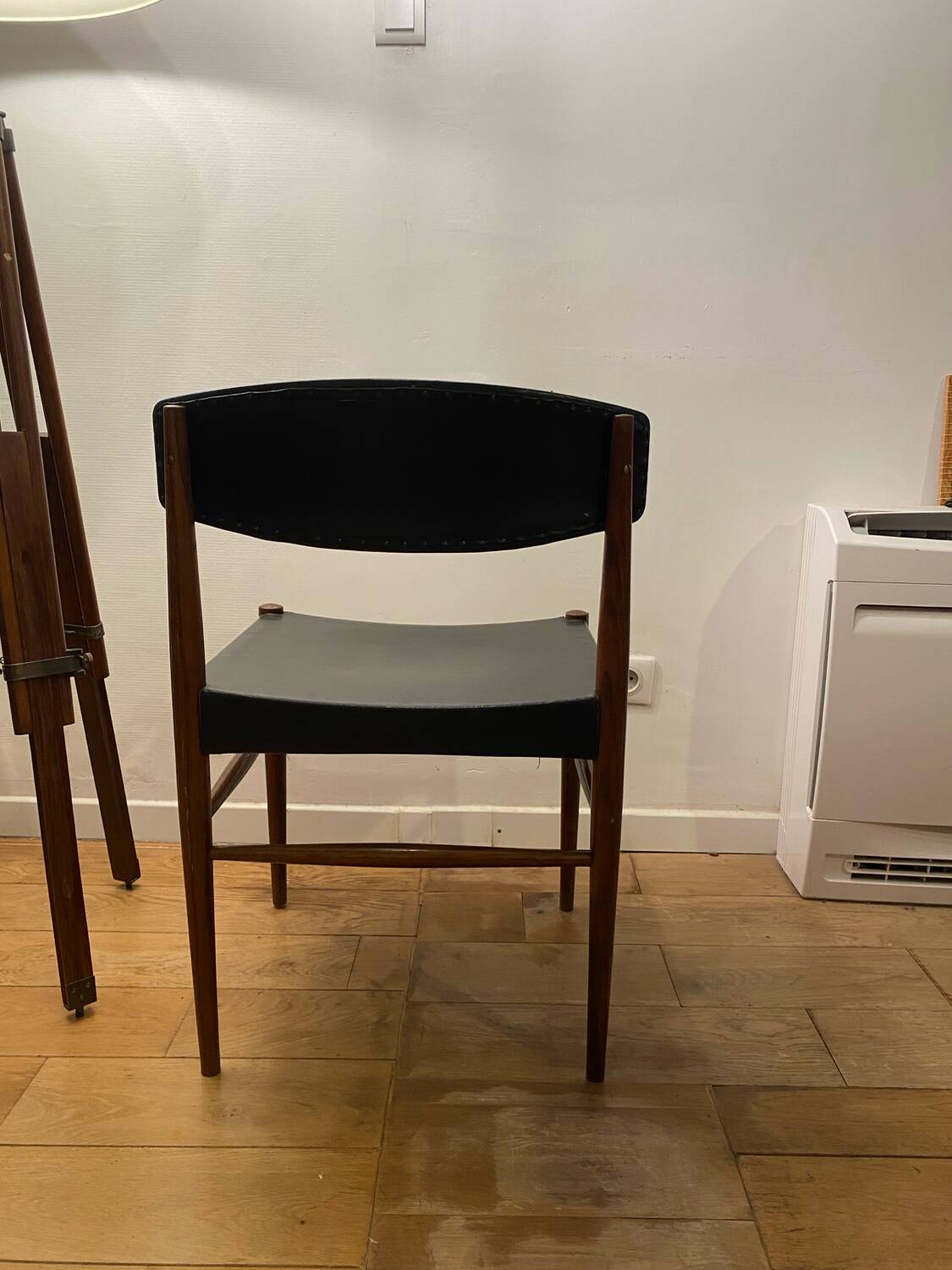 Scandinavian chair from the 60s with tapered legs