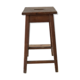 Mid-high country stool