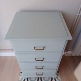Vintage 4-drawer chest of drawers